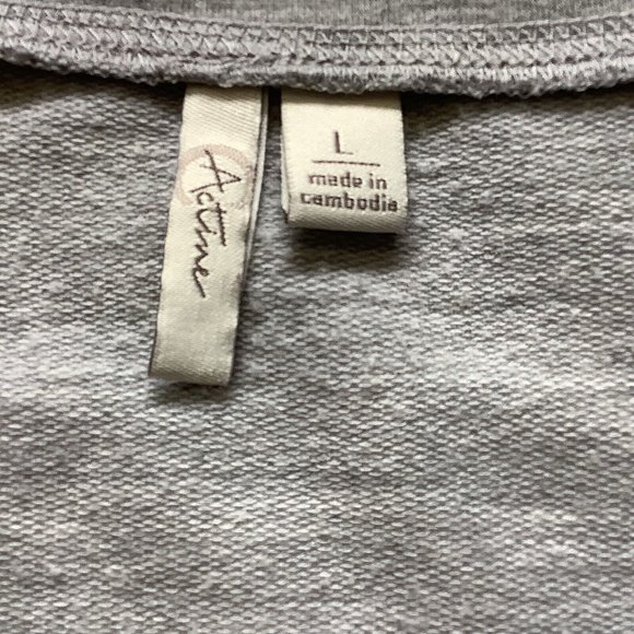 Cato Active Womens Gray Sweatshirt Cold Shoulder Top California Size Large - Picture 6 of 9